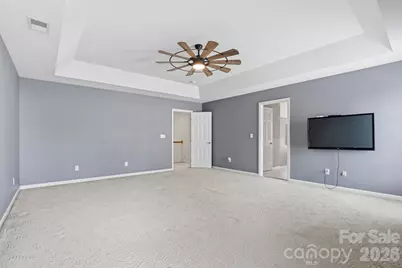 3909 Meadow Green Drive, Charlotte, NC 28269 - Photo 32
