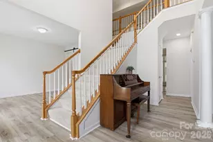 3909 Meadow Green Dr, Charlotte, NC 28269 - Photo 4