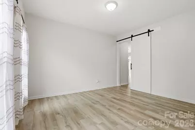 3909 Meadow Green Drive, Charlotte, NC 28269 - Photo 6