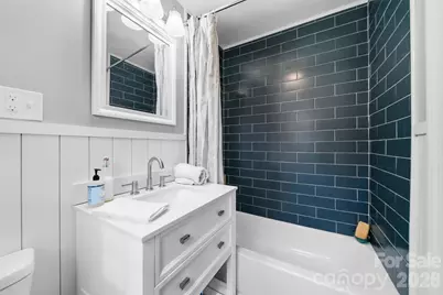 705 2nd Avenue NE, Conover, NC 28613 - Photo 24