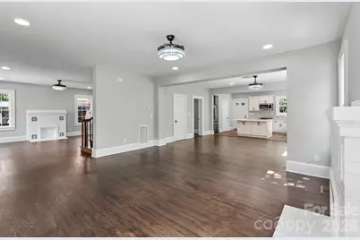 303 Lancaster Avenue, Monroe, NC 28112 - Photo 8