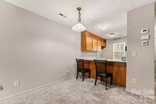 4033 Briarhill Dr, Charlotte, NC 28215 - Photo 6