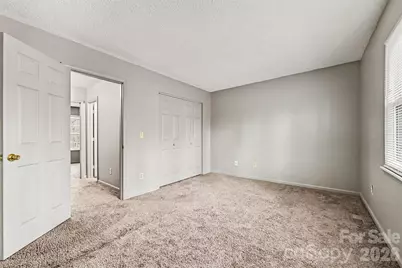 4033 Briarhill Drive, Charlotte, NC 28215 - Photo 12