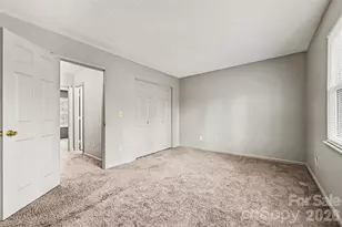 4033 Briarhill Dr, Charlotte, NC 28215 - Photo 12