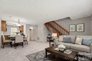 4033 Briarhill Dr, Charlotte, NC 28215 - Photo 4