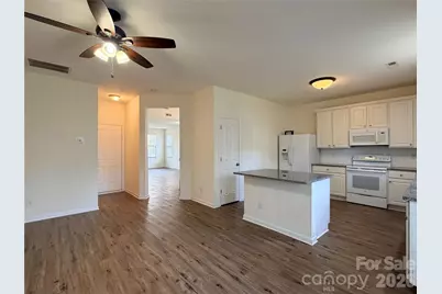 10968 Princeton Village Drive, Charlotte, NC 28277 - Photo 8