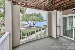 18563 Vineyard Point Ln, Cornelius, NC 28031 - Photo 22