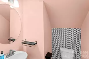 1515 Hidden Falls Rd, Charlotte, NC 28206 - Photo 16