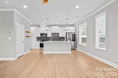 1515 Hidden Falls Road, Charlotte, NC 28206 - Photo 10