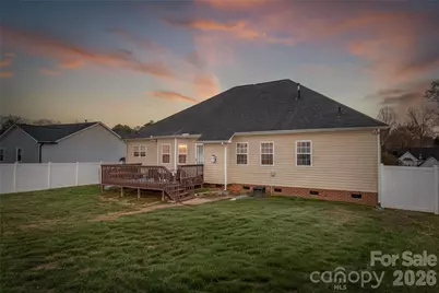 108 Deerfield Drive, Mount Holly, NC 28120 - Photo 38