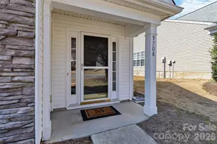 9708 Kestral Ridge Dr, Charlotte, NC 28269 - Photo 6