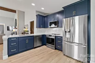 9708 Kestral Ridge Dr, Charlotte, NC 28269 - Photo 14