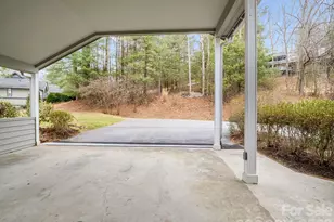 303 Golfside Dr, Flat Rock, NC 28731 - Photo 2