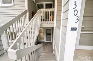 303 Golfside Dr, Flat Rock, NC 28731 - Photo 4