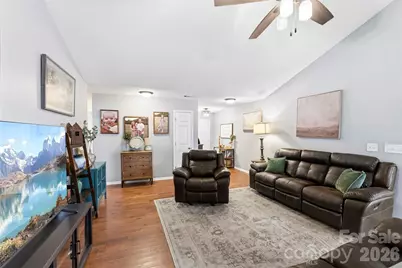 106 Kingsford Drive, Stanley, NC 28164 - Photo 4