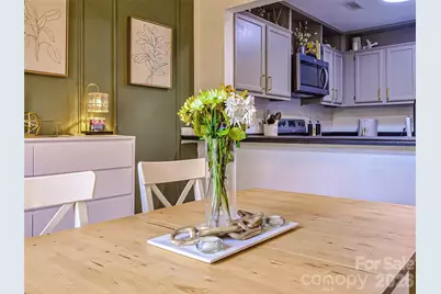 3300 Selwyn Farms Lane #5, Charlotte, NC 28209 - Photo 6