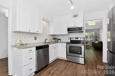 4605 Hedgemore Drive #D, Charlotte, NC 28209 - Photo 6