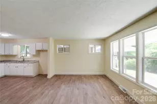 49 First St, Asheville, NC 28803 - Photo 8