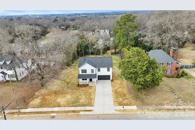 404 E Arch Street, Lancaster, SC 29720 - Photo 2