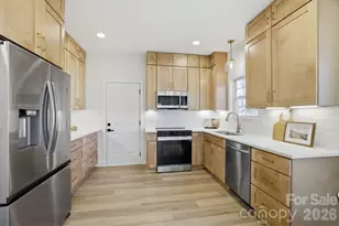 171 Kristens Ct Dr, Mooresville, NC 28115 - Photo 8