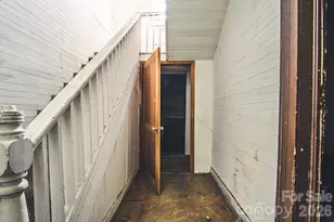 303 E Fisher St, Salisbury, NC 28144 - Photo 8