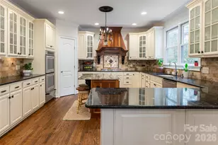 39 Windover Dr, Asheville, NC 28803 - Photo 16