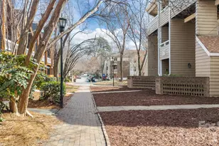 427 W 8th St, Charlotte, NC 28202 - Photo 24