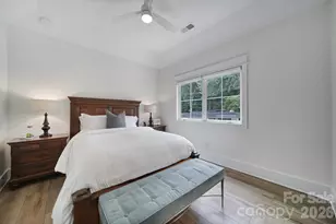 911 Laurel Creek Ln, Charlotte, NC 28211 - Photo 24