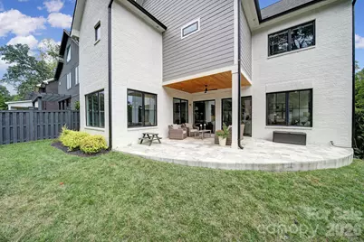 911 Laurel Creek Lane, Charlotte, NC 28211 - Photo 32