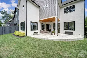 911 Laurel Creek Ln, Charlotte, NC 28211 - Photo 32