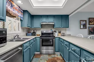 110 Appledore Ct, Lake Lure, NC 28746 - Photo 16