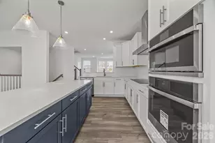 3237 Drift St, Charlotte, NC 28278 - Photo 10