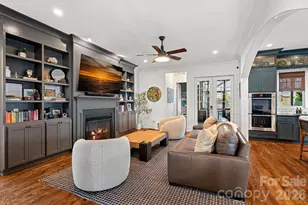 405 E Tremont Ave, Charlotte, NC 28203 - Photo 6