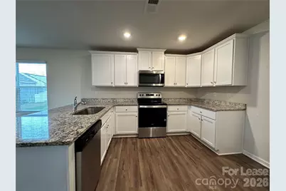 8128 Derby Woods Lane, Charlotte, NC 28214 - Photo 14