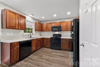 518 Canopy Court, Clover, SC 29710 - Photo 2