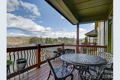 24 Craftsman View Drive, Asheville, NC 28804 - Photo 2