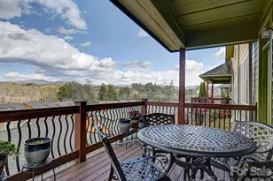 24 Craftsman View Dr, Asheville, NC 28804 - Photo 2