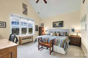 24 Craftsman View Dr, Asheville, NC 28804 - Photo 14