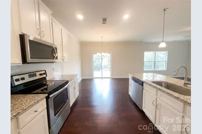 324 Praline Way, Fort Mill, SC 29715 - Photo 2