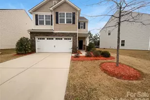 324 Praline Wy, Fort Mill, SC 29715 - Photo 1