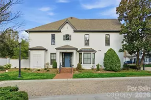 134 Wendover Heights Cir, Charlotte, NC 28211 - Photo 2