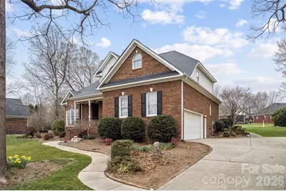 219 Falcon Ridge, Matthews, NC 28104 - Photo 4