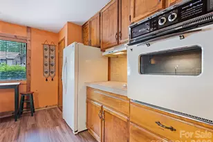 37 George Cir, Maggie Valley, NC 28751 - Photo 14