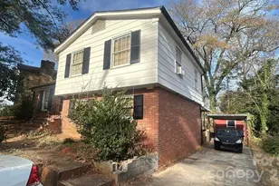 1100 Penrose Ln, Charlotte, NC 28217 - Photo 1