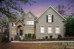 3839 Mountain Cove Dr, Charlotte, NC 28216 - Photo 2