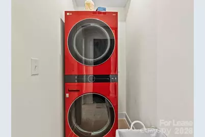 815 E 36th Street, Charlotte, NC 28205 - Photo 24