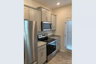 8028 Murray Branch Drive, Charlotte, NC 28216 - Photo 6