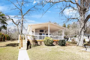 2466 Cottage Ln, Liberty Hill, SC 29074 - Photo 2