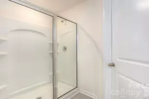 6006 Guildford Hill Ln, Charlotte, NC 28215 - Photo 18