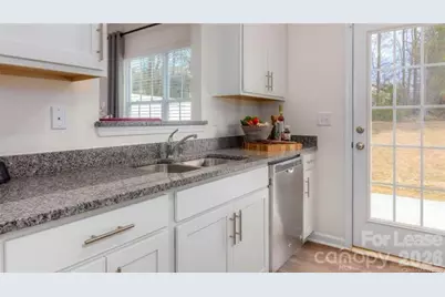 6006 Guildford Hill Lane, Charlotte, NC 28215 - Photo 12